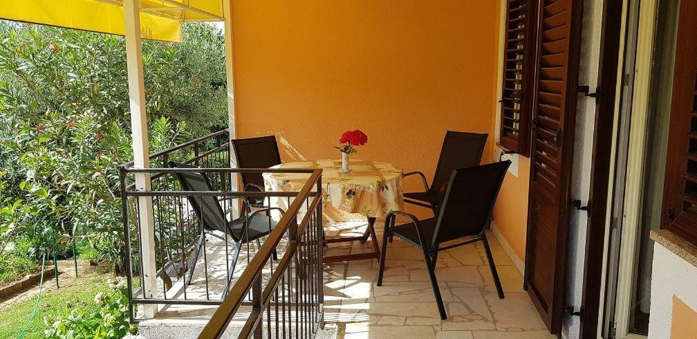 Appartamenti Clara Porec Esterno foto
